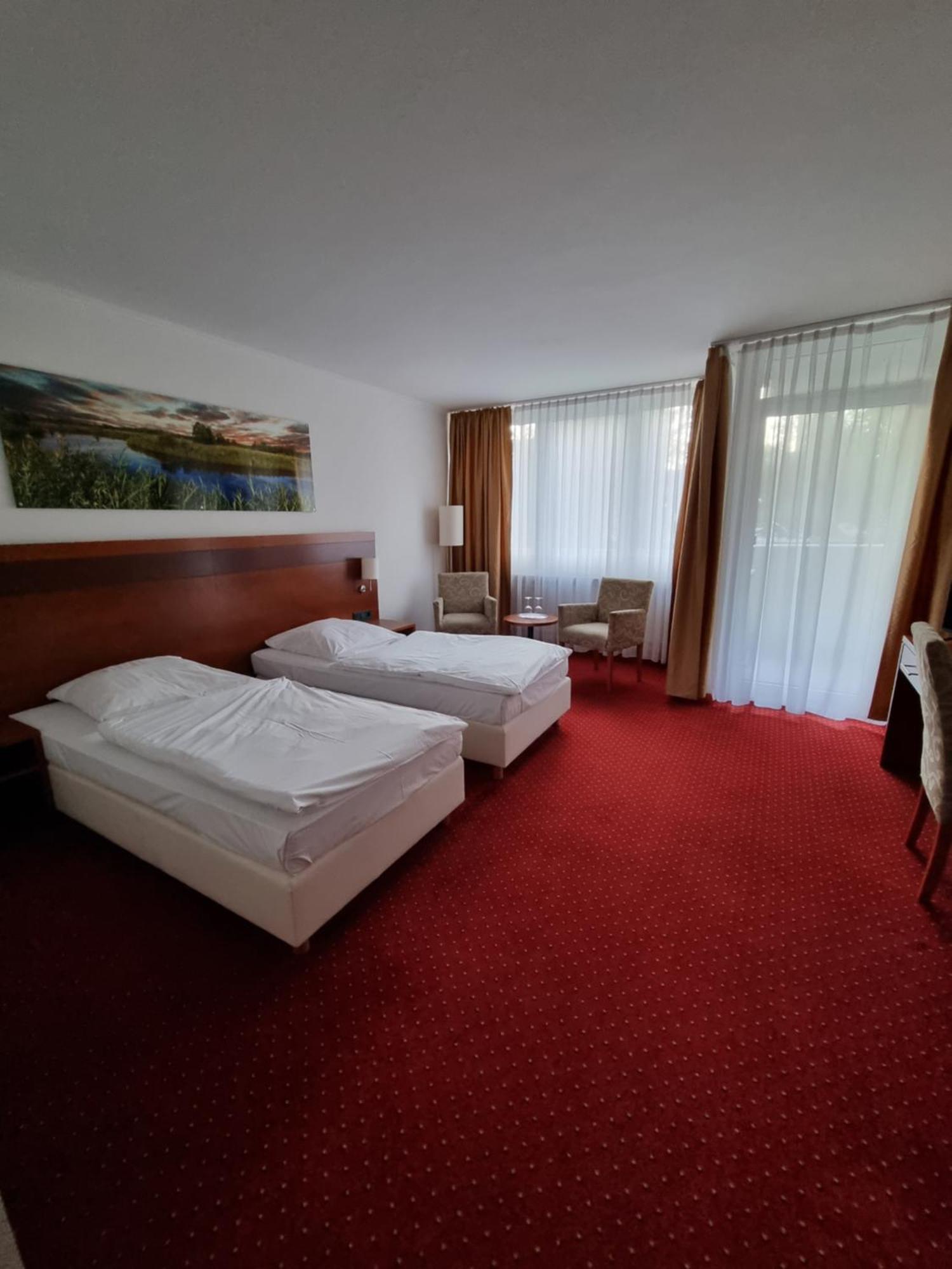 Hotel Am Rosenpark Aachen Exterior foto