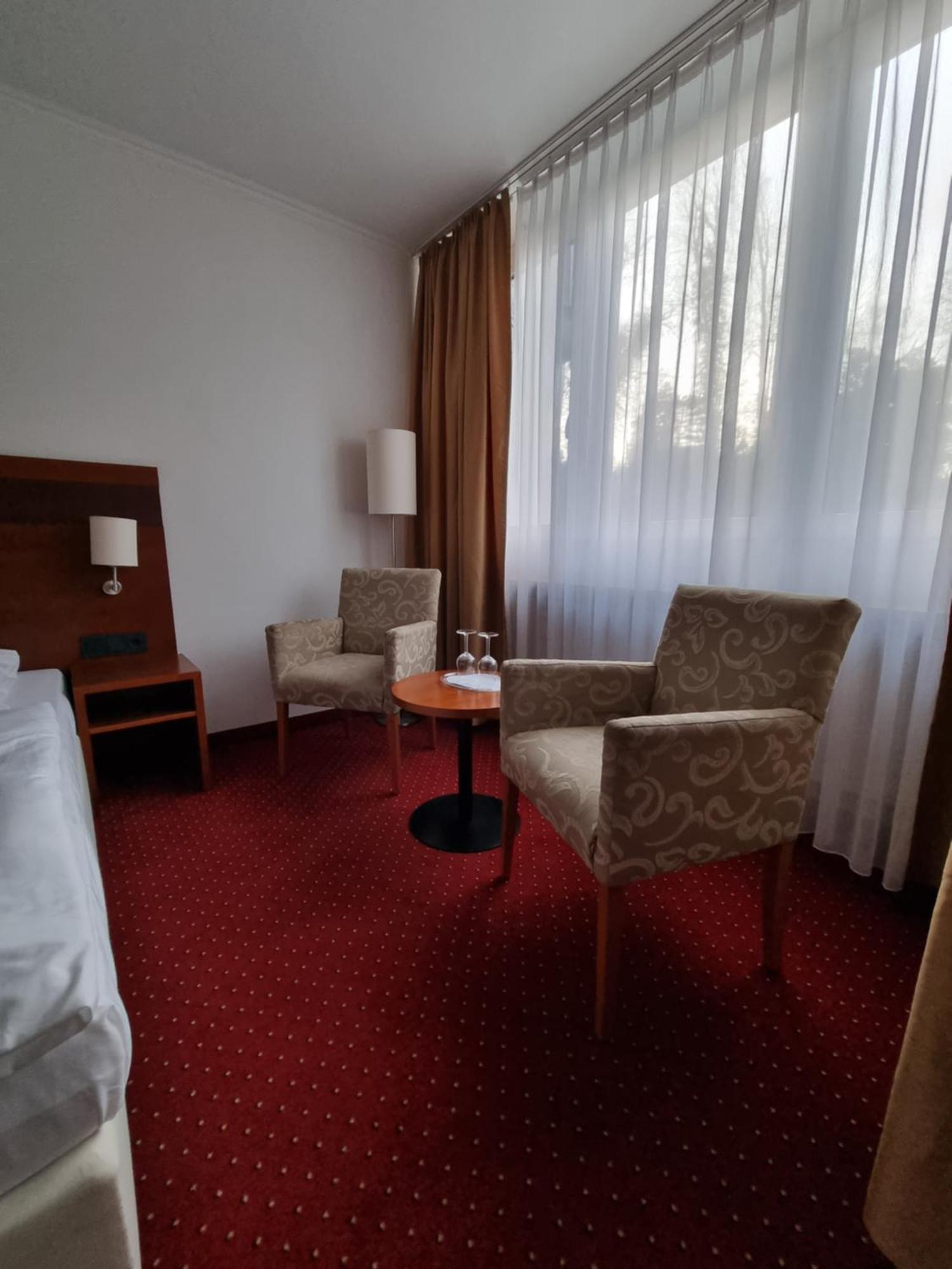 Hotel Am Rosenpark Aachen Exterior foto