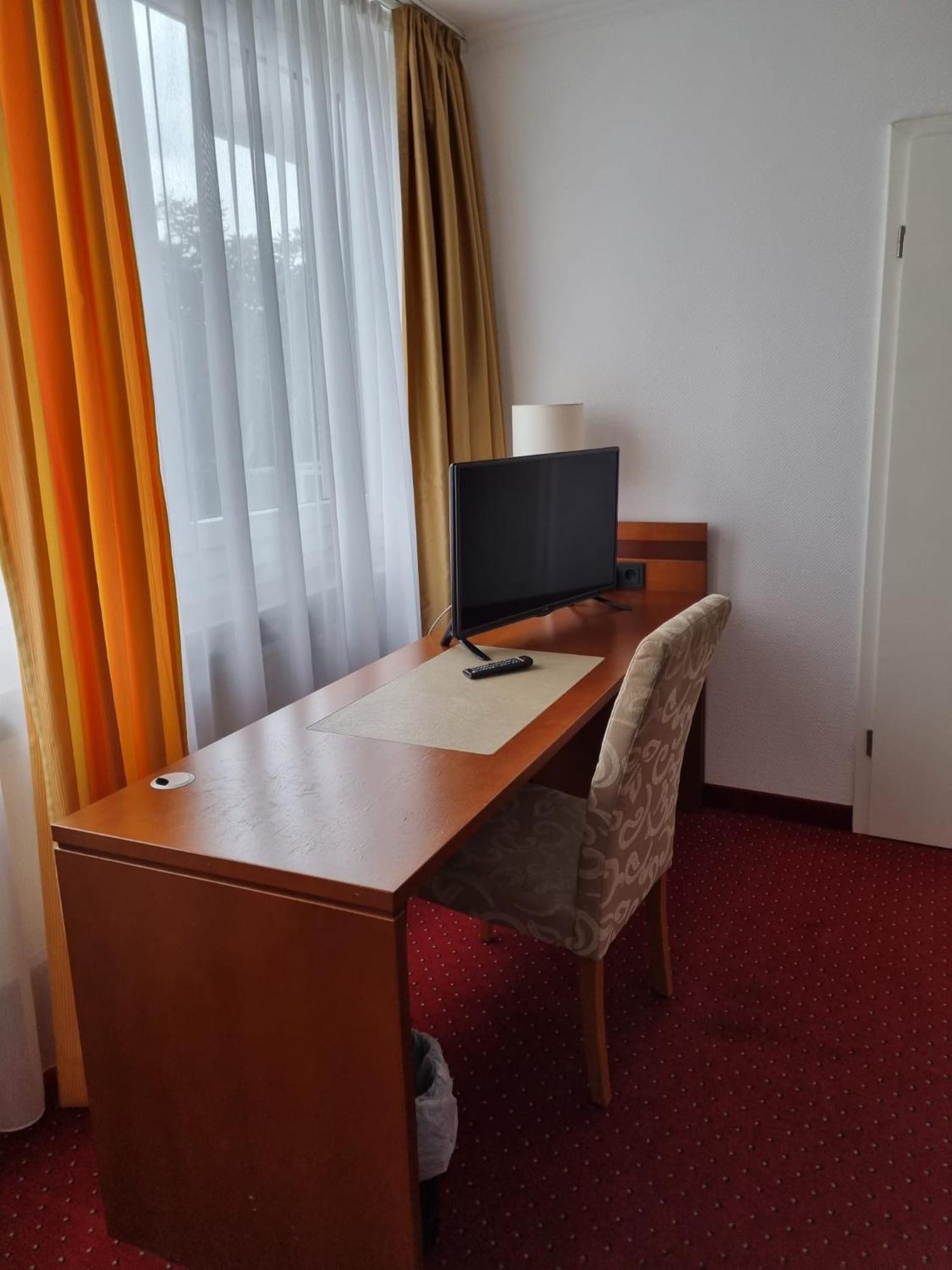 Hotel Am Rosenpark Aachen Exterior foto