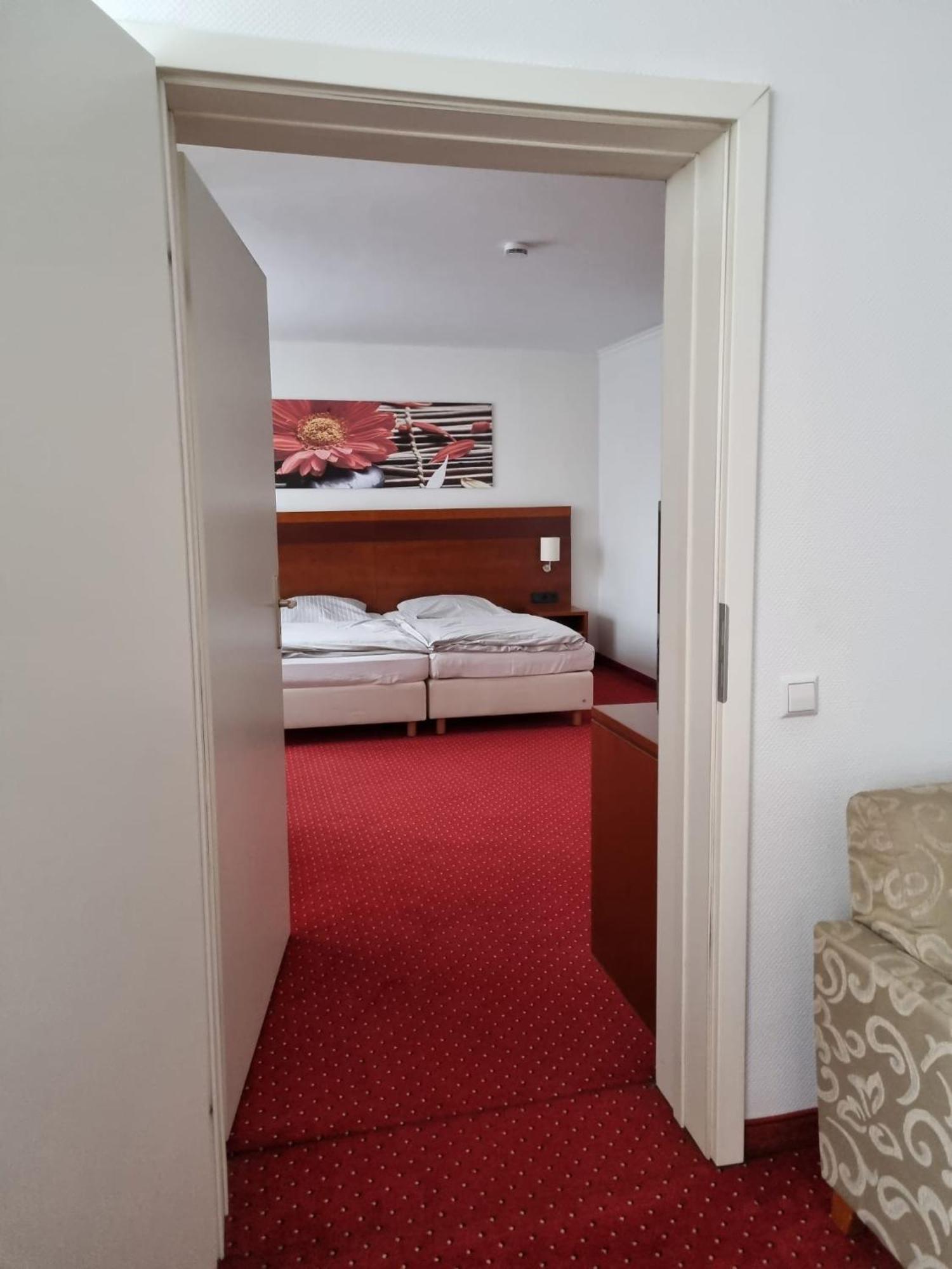 Hotel Am Rosenpark Aachen Exterior foto