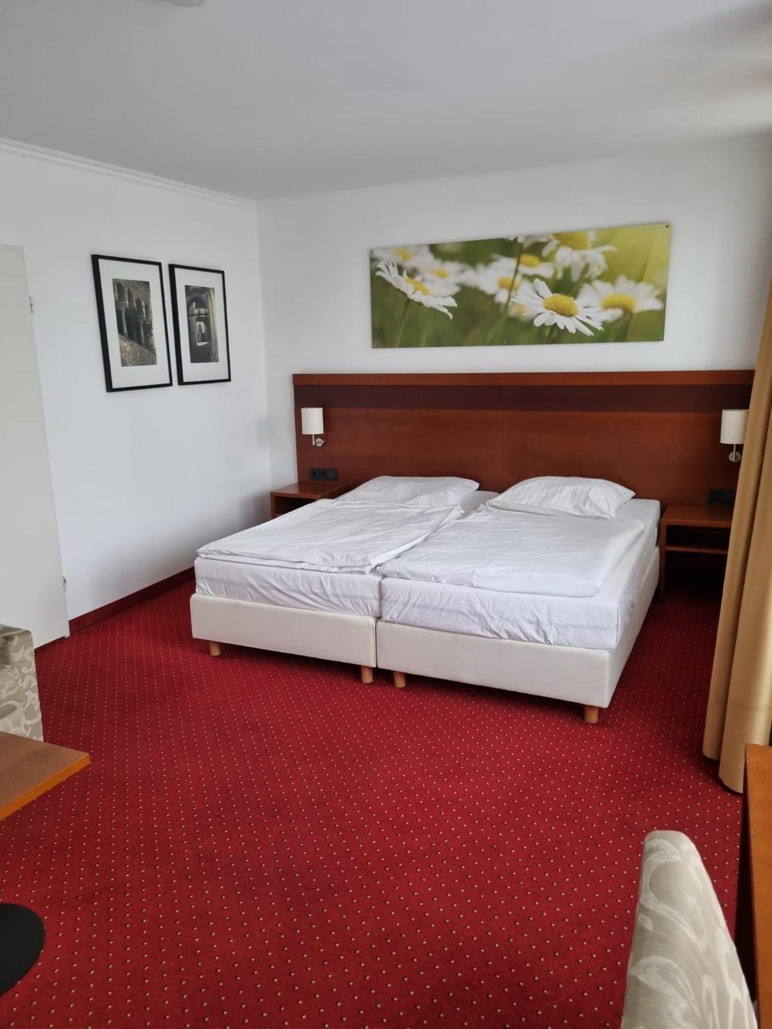 Hotel Am Rosenpark Aachen Exterior foto