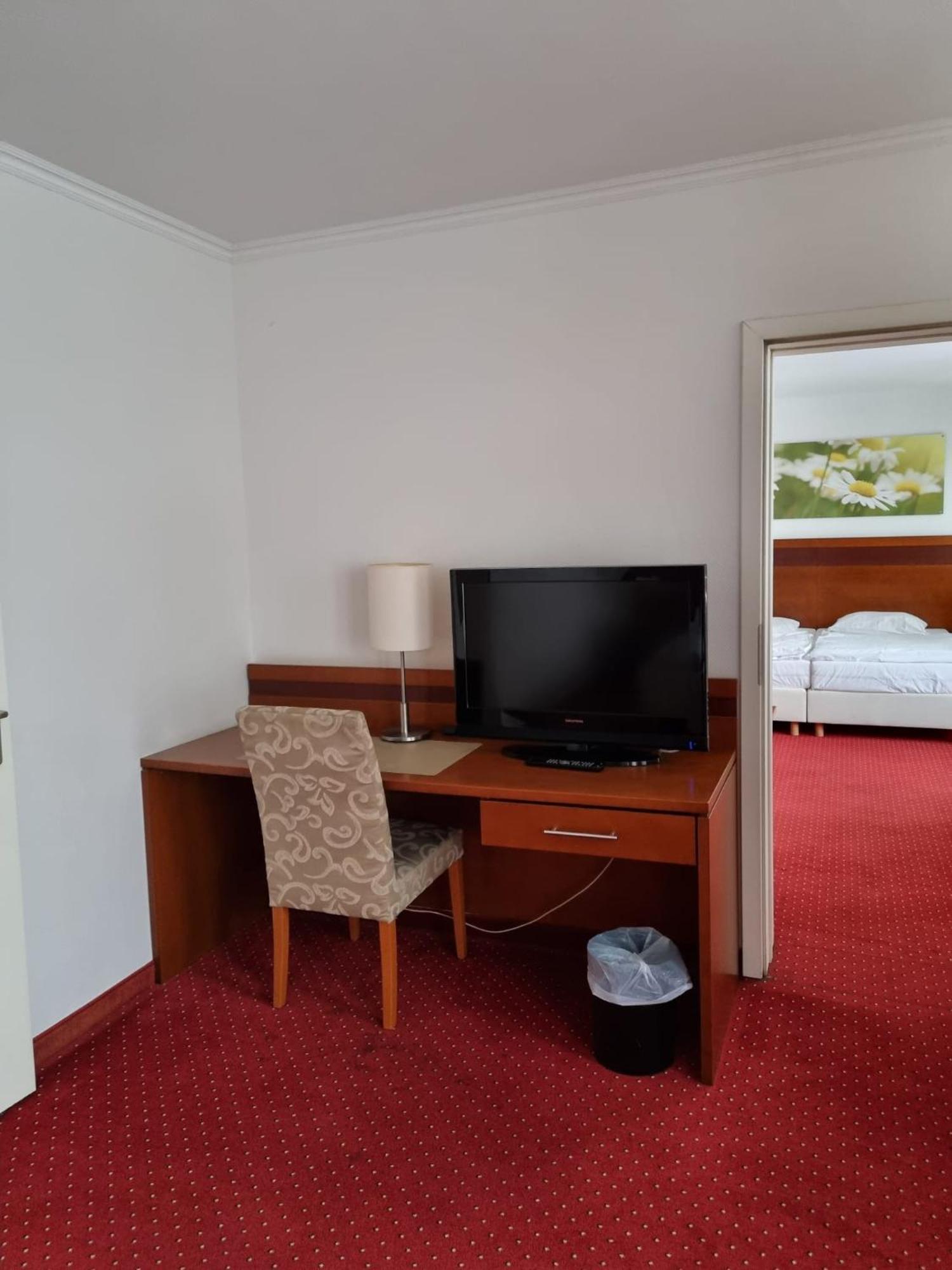 Hotel Am Rosenpark Aachen Exterior foto